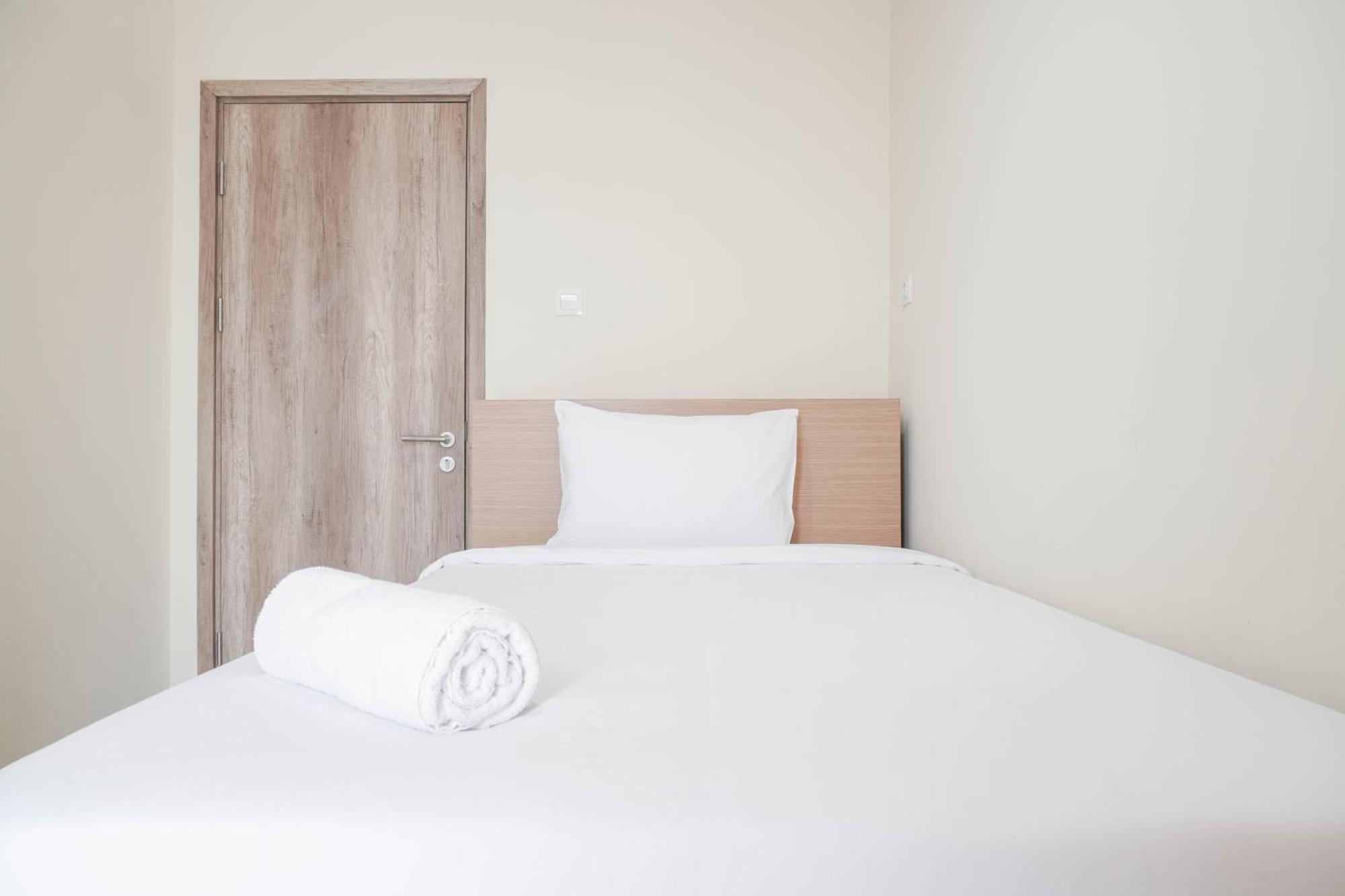 Pangsapuri And Comfort 2br At Pejaten Park By Travelio
